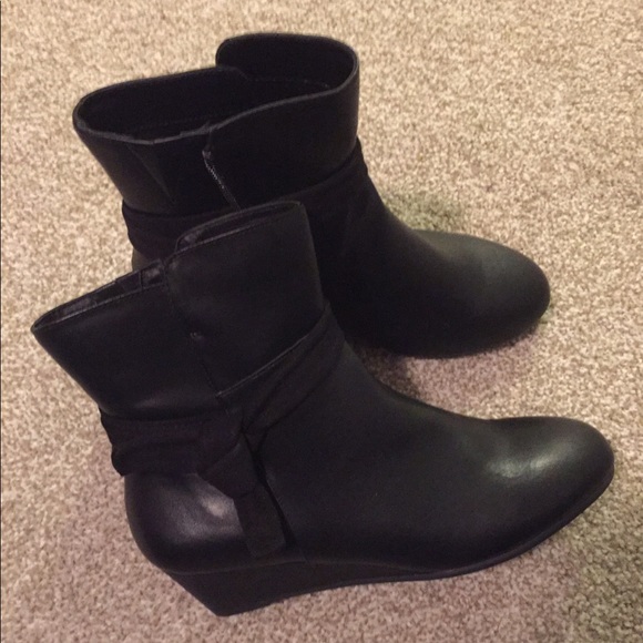 extra wide wedge shoes